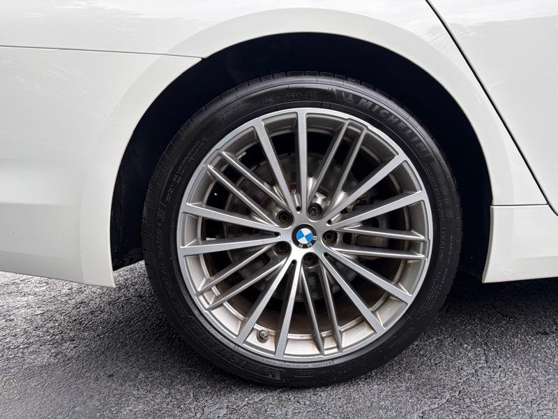 BMW 5-Series 540i 2017