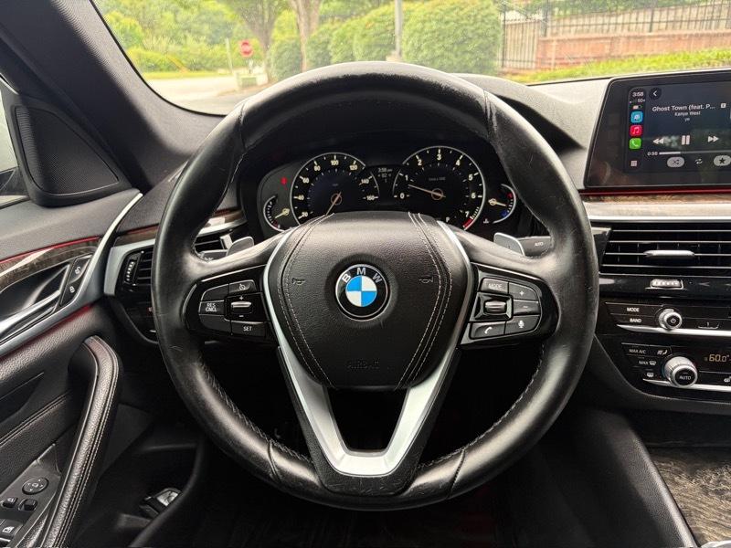 BMW 5-Series 540i 2017