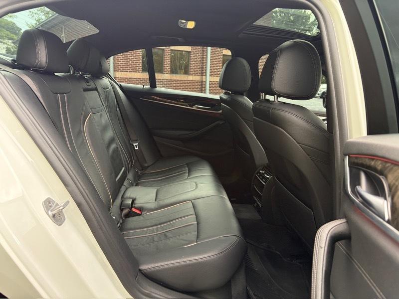 BMW 5-Series 540i 2017