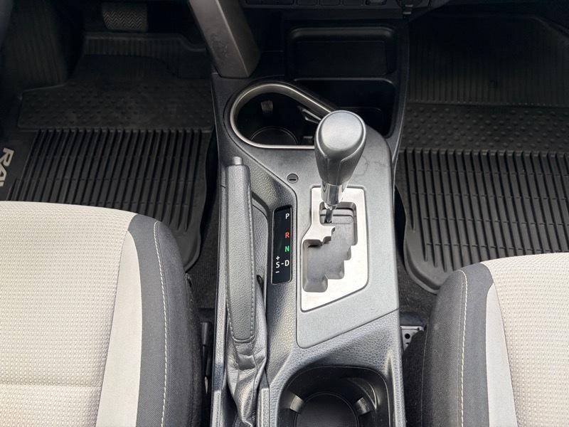 Toyota RAV4 Hybrid XLE 2016