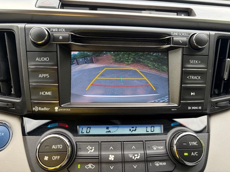 Toyota RAV4 Hybrid XLE 2016
