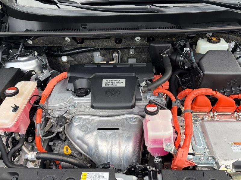 Toyota RAV4 Hybrid XLE 2016
