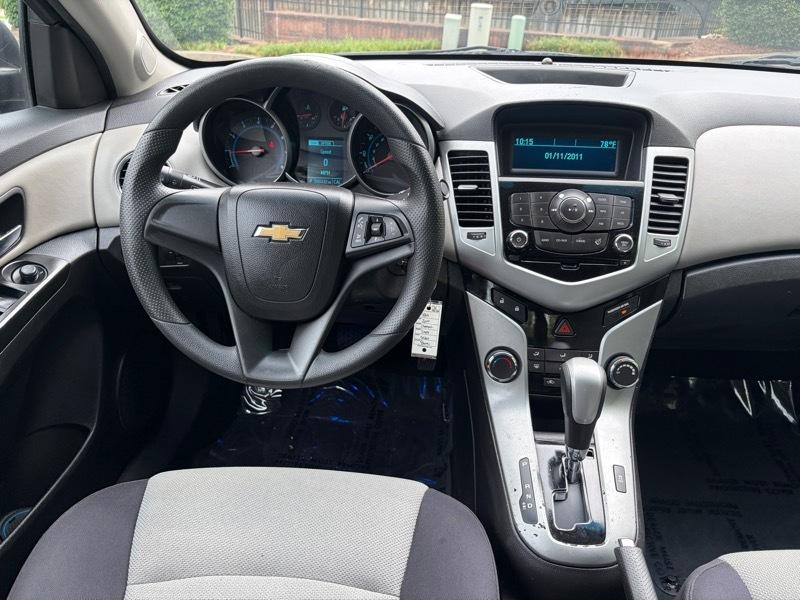Chevrolet Cruze LS Auto 2014