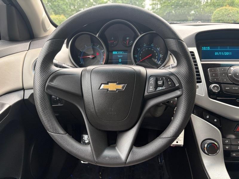 Chevrolet Cruze LS Auto 2014