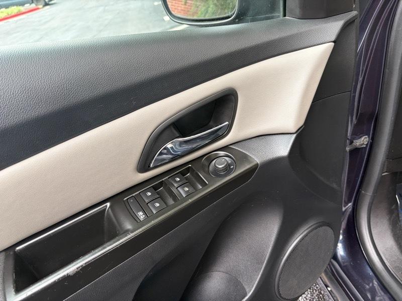 Chevrolet Cruze LS Auto 2014