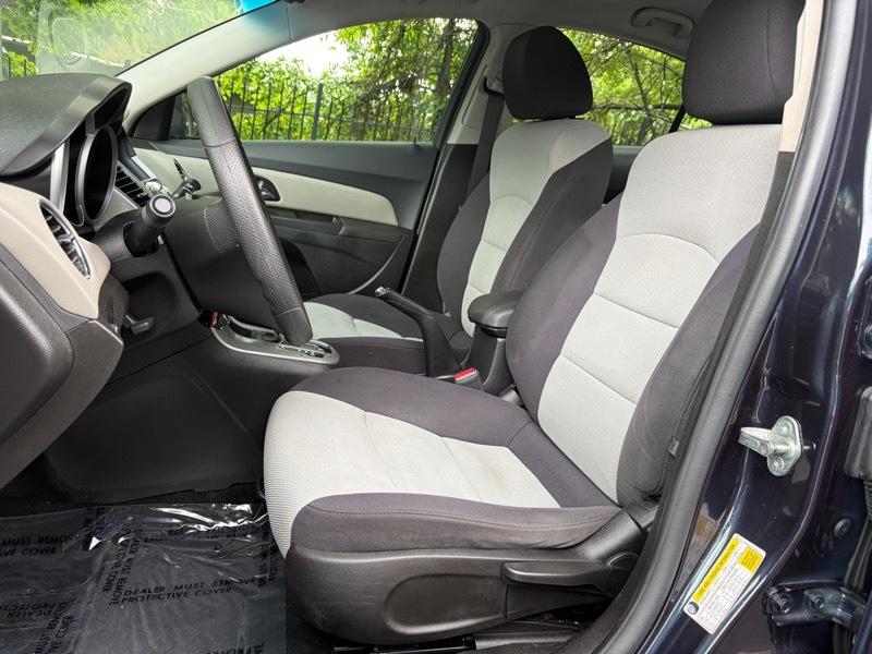 Chevrolet Cruze LS Auto 2014
