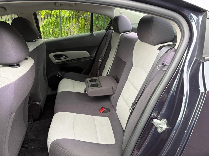Chevrolet Cruze LS Auto 2014