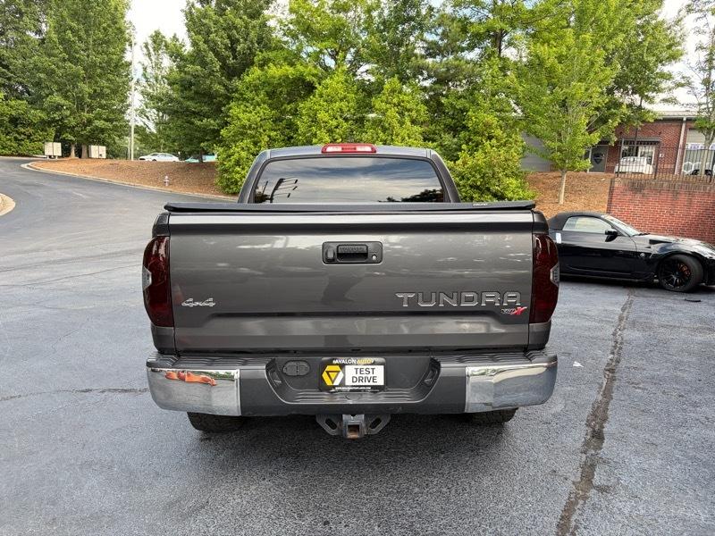 Toyota Tundra  2016