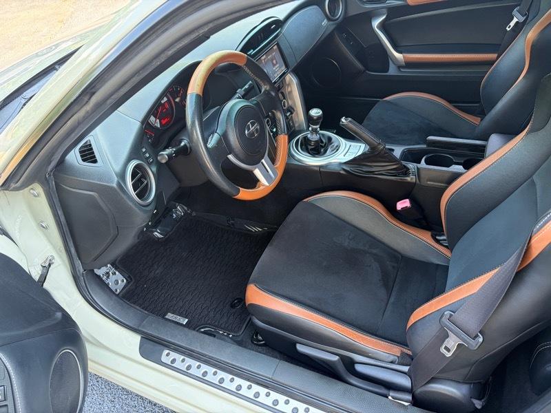 Scion FR-S 6MT 2016
