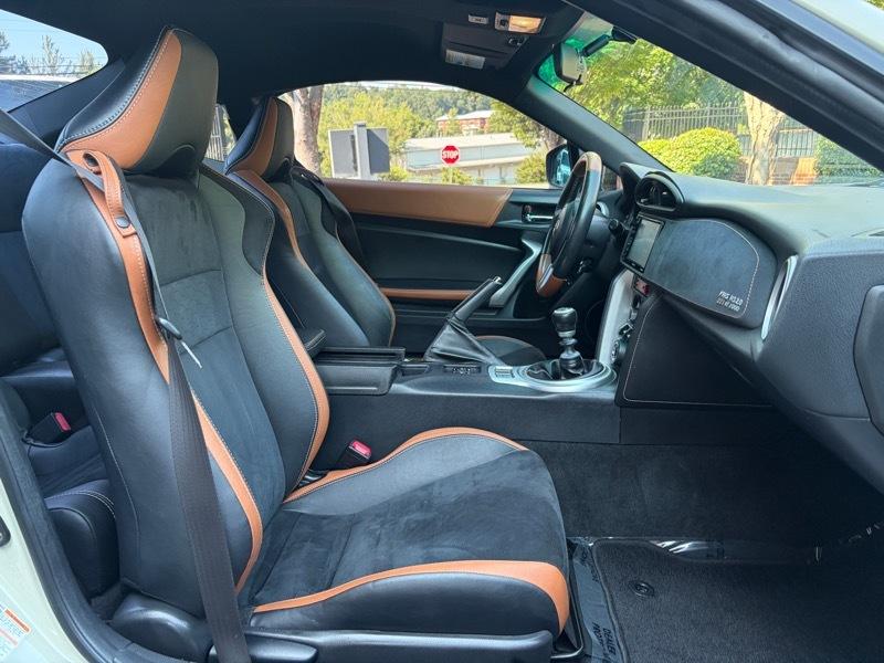 Scion FR-S 6MT 2016