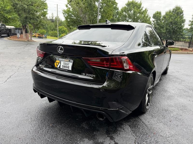 Lexus IS 200t 2016