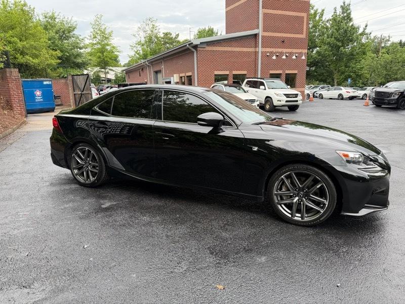 Lexus IS 200t 2016