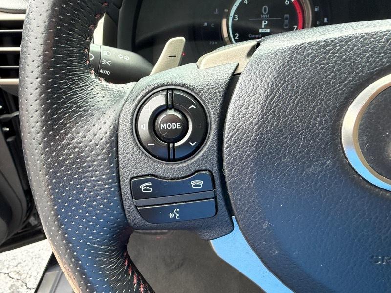 Lexus IS 200t 2016