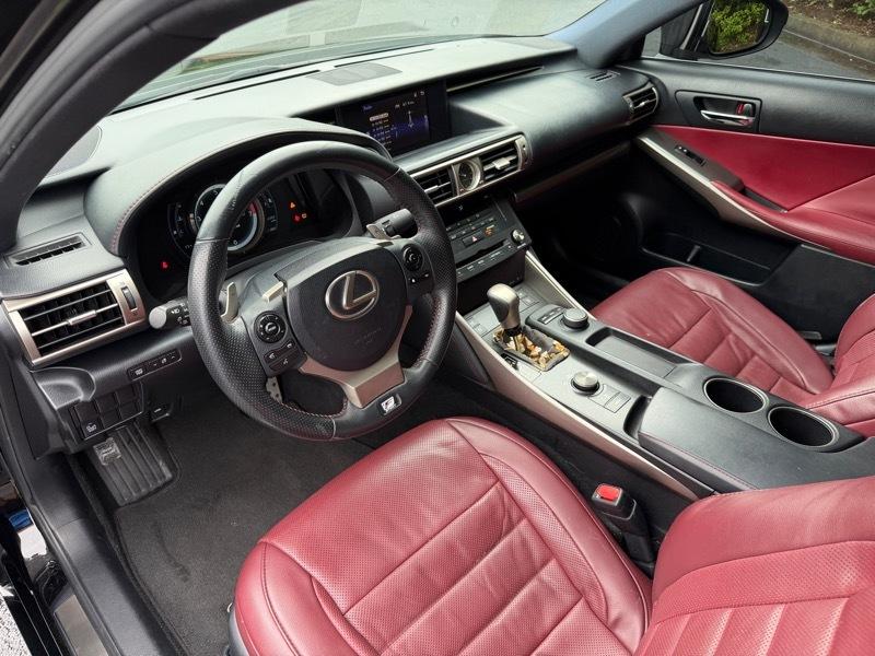 Lexus IS 200t 2016