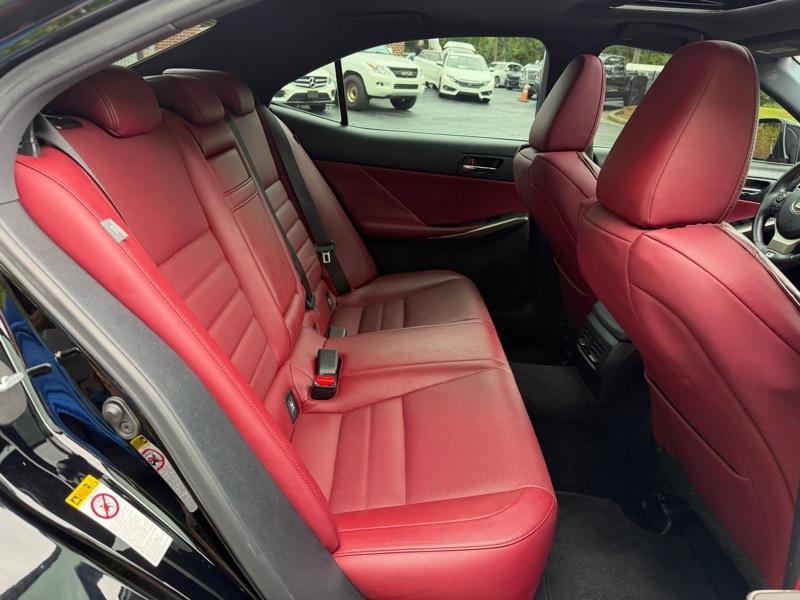 Lexus IS 200t 2016
