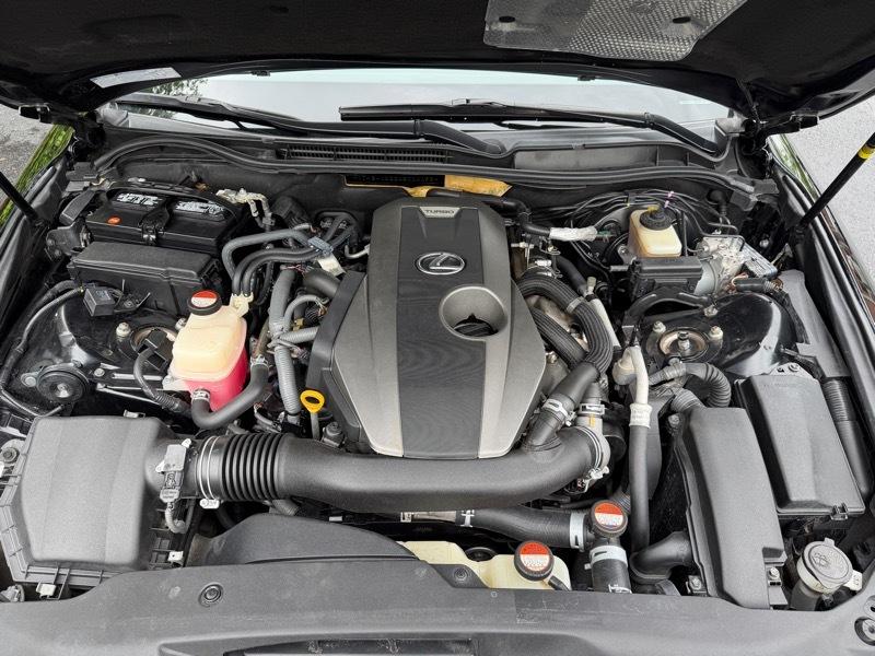 Lexus IS 200t 2016