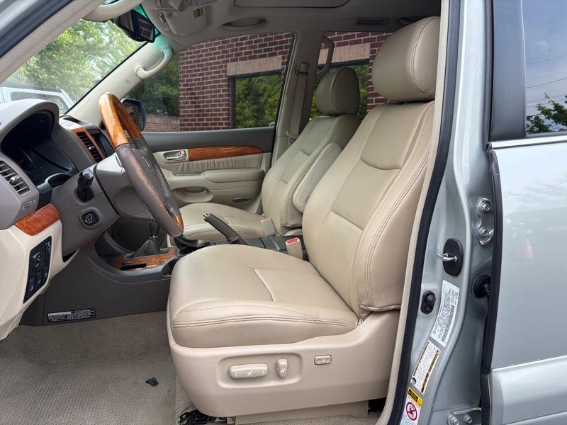 Lexus GX 470 Sport Utility 2004