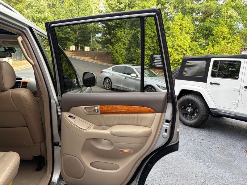 Lexus GX 470 Sport Utility 2004