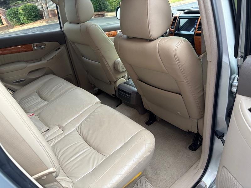 Lexus GX 470 Sport Utility 2004