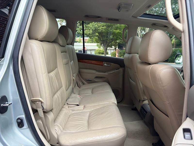 Lexus GX 470 Sport Utility 2004