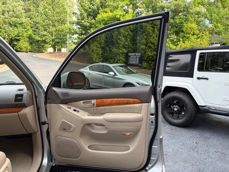 Lexus GX 470 Sport Utility 2004