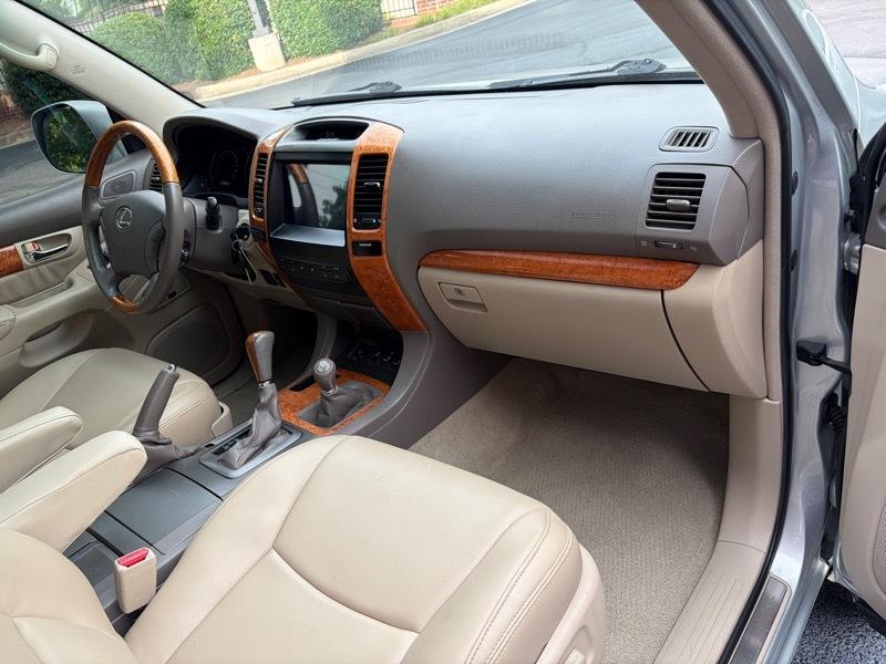 Lexus GX 470 Sport Utility 2004