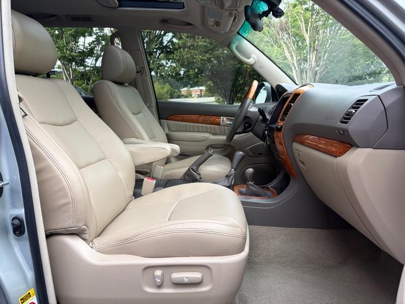 Lexus GX 470 Sport Utility 2004
