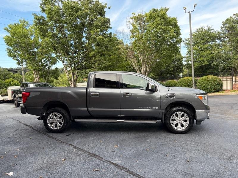 Nissan Titan XD SL 4WD Diesel 2016