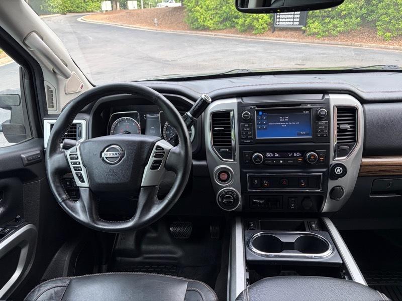Nissan Titan XD SL 4WD Diesel 2016