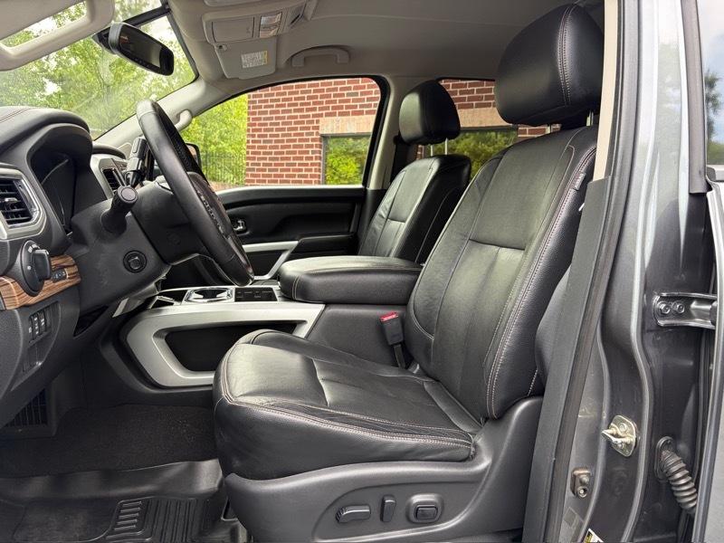 Nissan Titan XD SL 4WD Diesel 2016