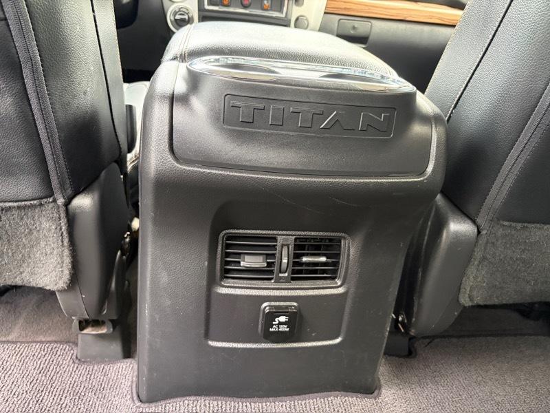 Nissan Titan XD SL 4WD Diesel 2016