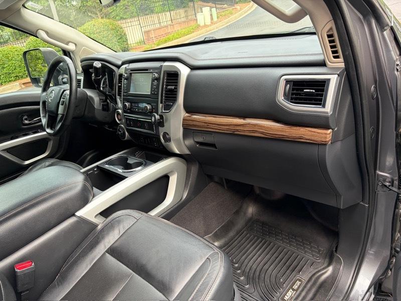 Nissan Titan XD SL 4WD Diesel 2016