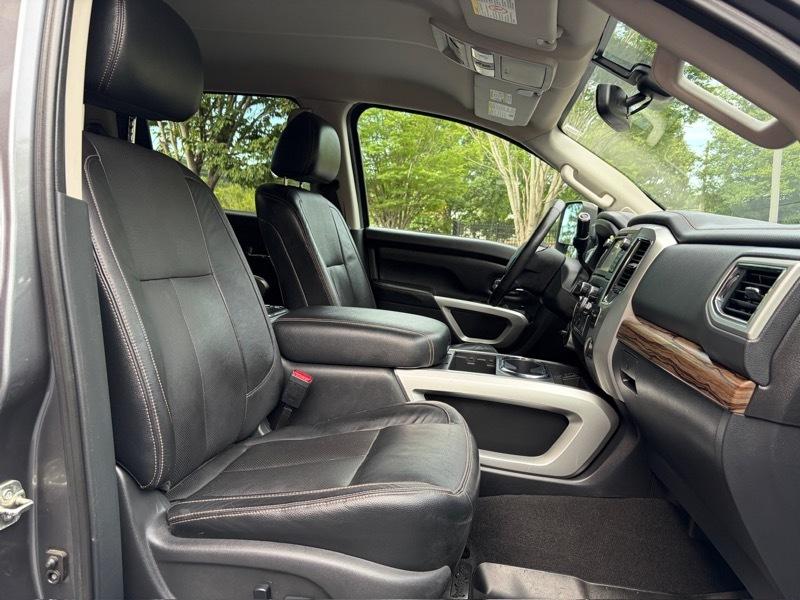 Nissan Titan XD SL 4WD Diesel 2016