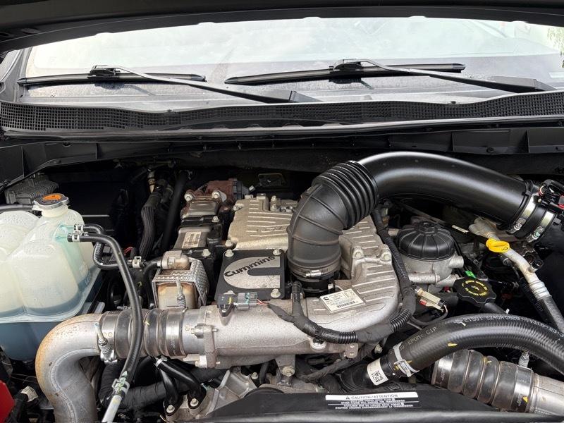 Nissan Titan XD SL 4WD Diesel 2016