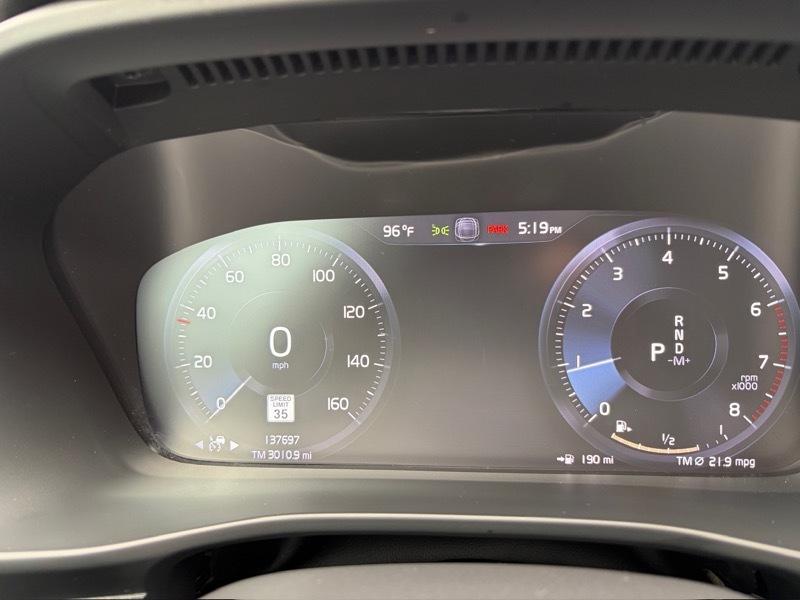 Volvo XC40 T5 R-Design AWD 2021