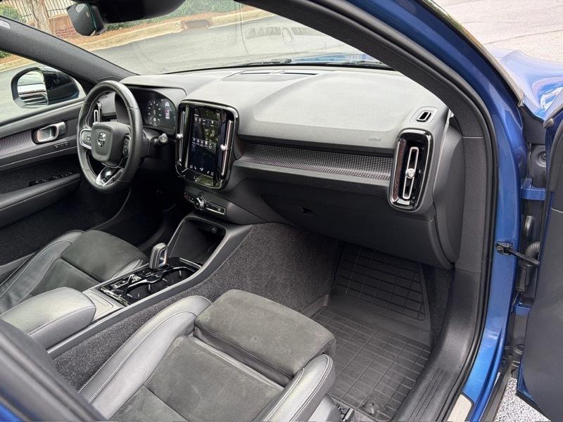 Volvo XC40 T5 R-Design AWD 2021