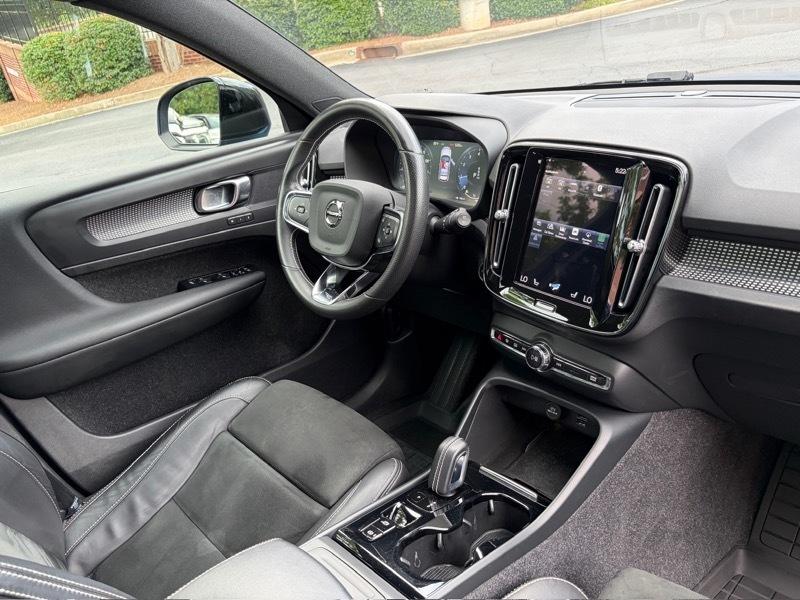 Volvo XC40 T5 R-Design AWD 2021