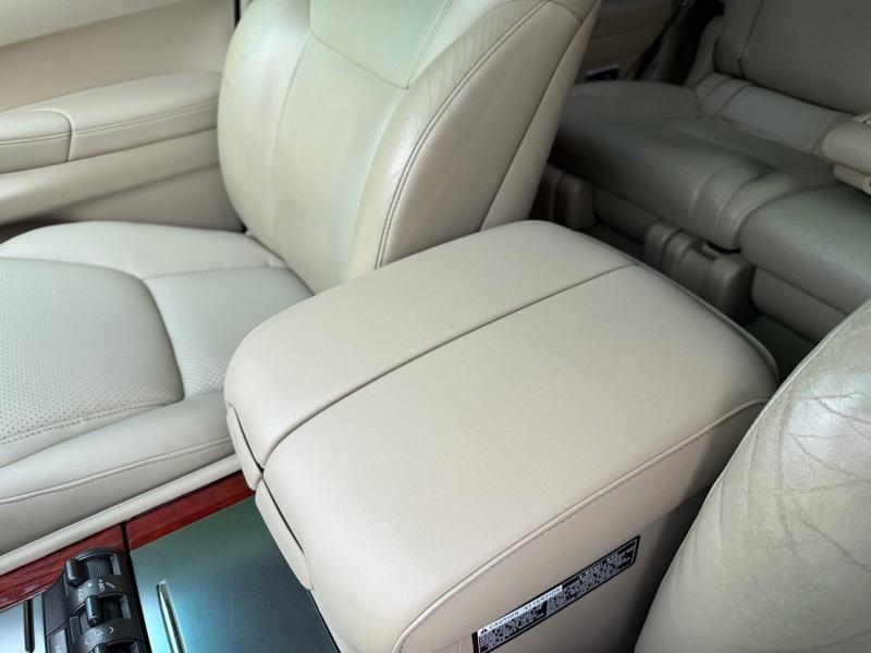 Lexus LX 570 Sport Utility 2009