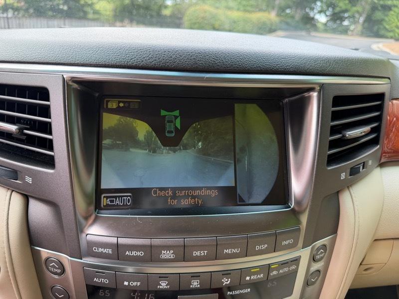 Lexus LX 570 Sport Utility 2009