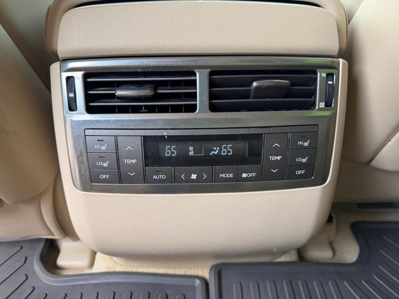 Lexus LX 570 Sport Utility 2009