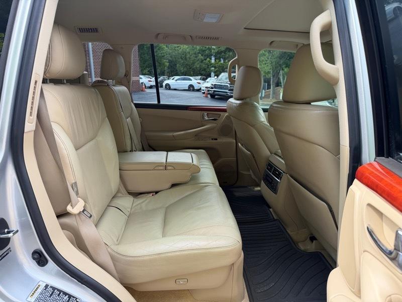 Lexus LX 570 Sport Utility 2009
