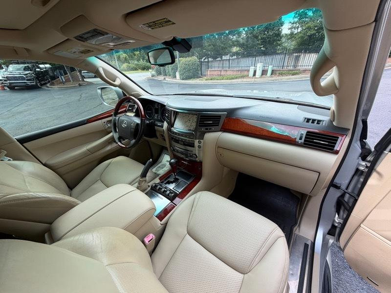 Lexus LX 570 Sport Utility 2009