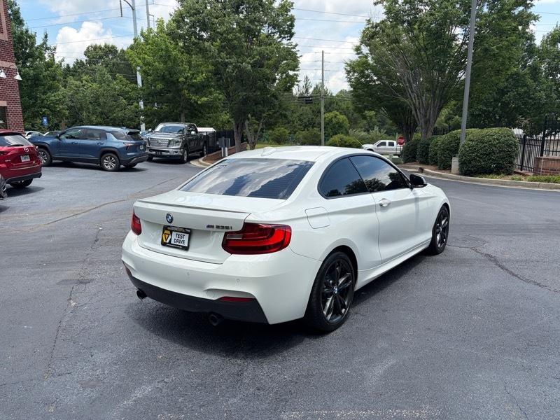 BMW 2-Series M235i Coupe 2016