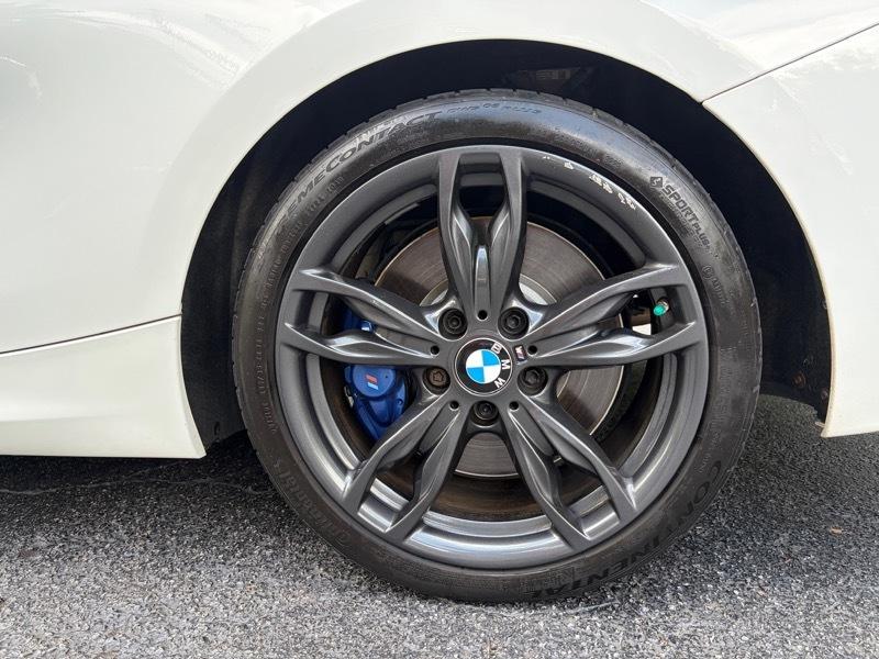 BMW 2-Series M235i Coupe 2016
