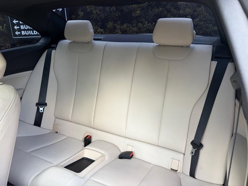 BMW 2-Series M235i Coupe 2016