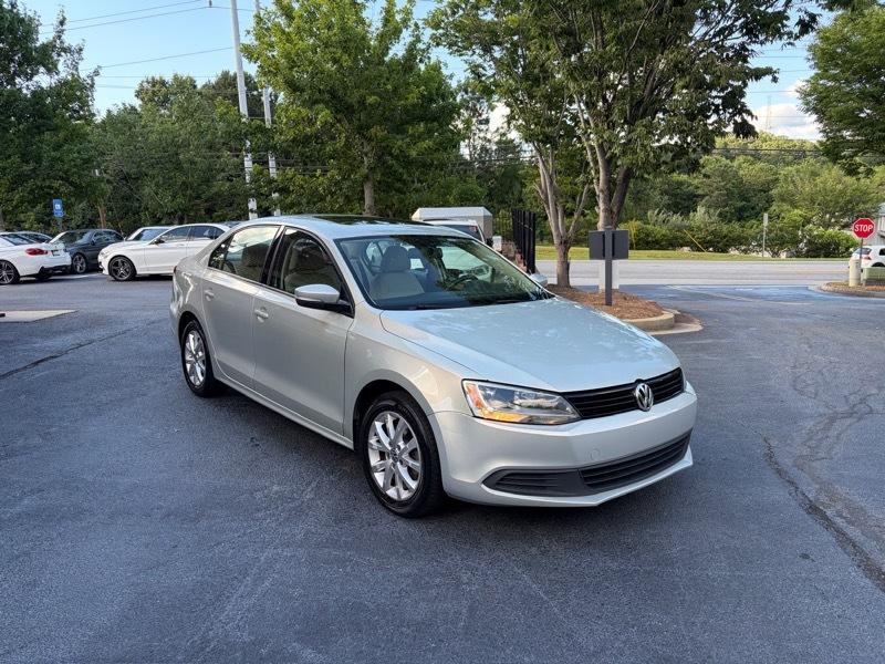 Volkswagen Jetta SE 2011