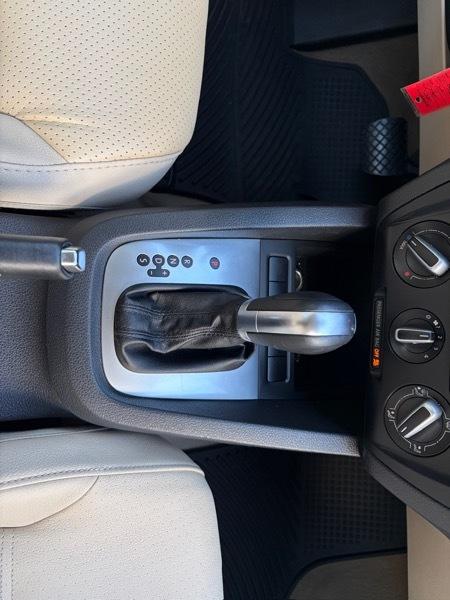 Volkswagen Jetta SE 2011