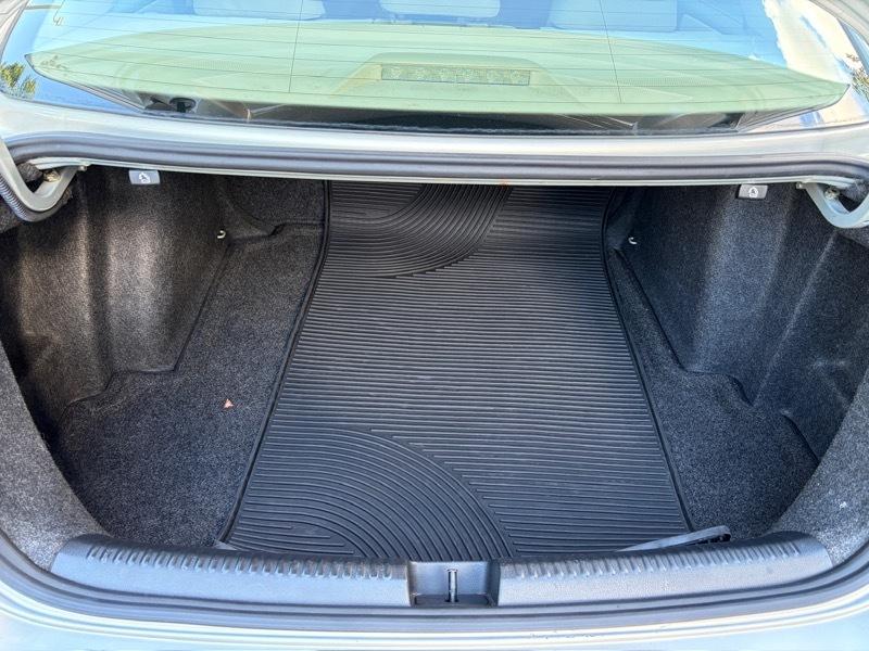 Volkswagen Jetta SE 2011