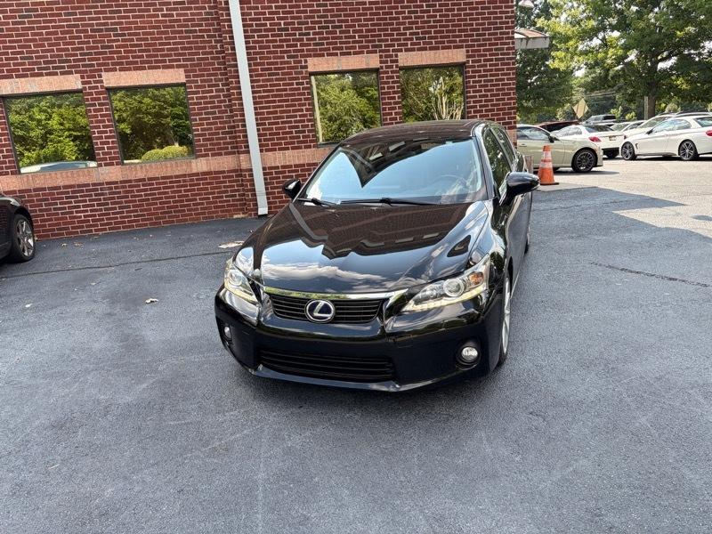 Lexus CT 200h Base 2011