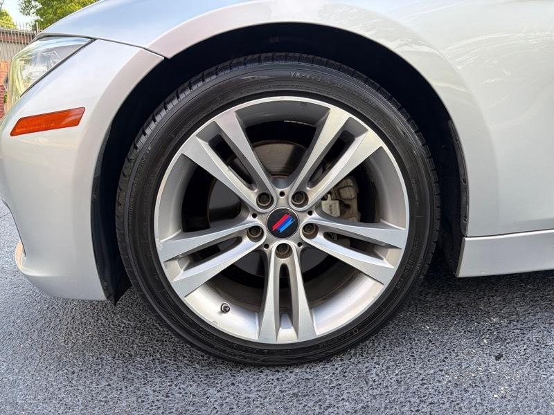 BMW 3-Series 328i Sedan 2015